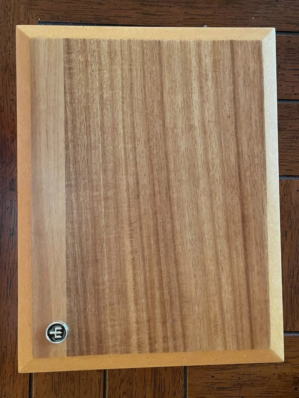 Wüsthof 8-Piece Steak Knife Set with Wooden Box – Pre-Owned, Never Used